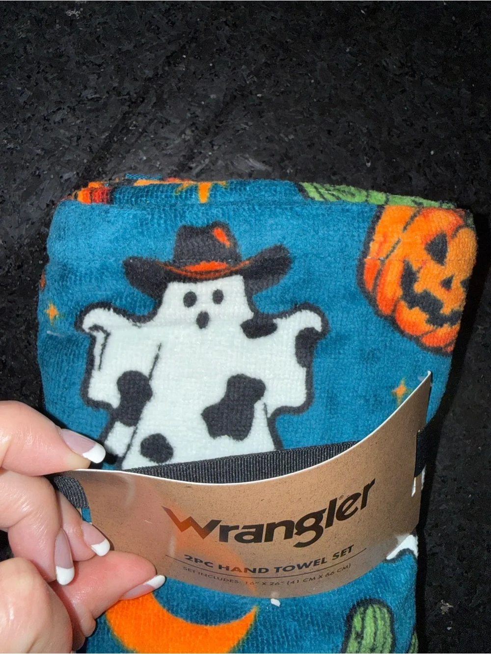 NEW WRANGLER 2 HAND TOWEL RICH NAVY BLUE HALLOWEEN WESTERN GHOST CACTUS THEME